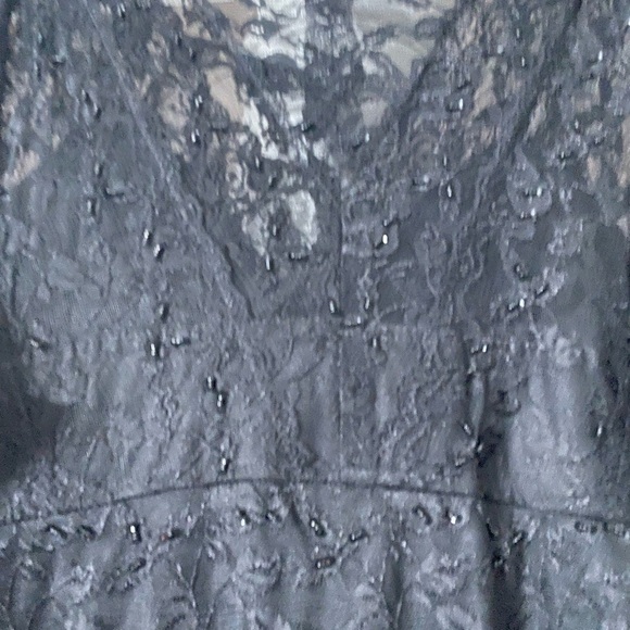 Marina women’s size 22 black lace Embellished, tiered stretch formal dress. - Picture 4 of 7